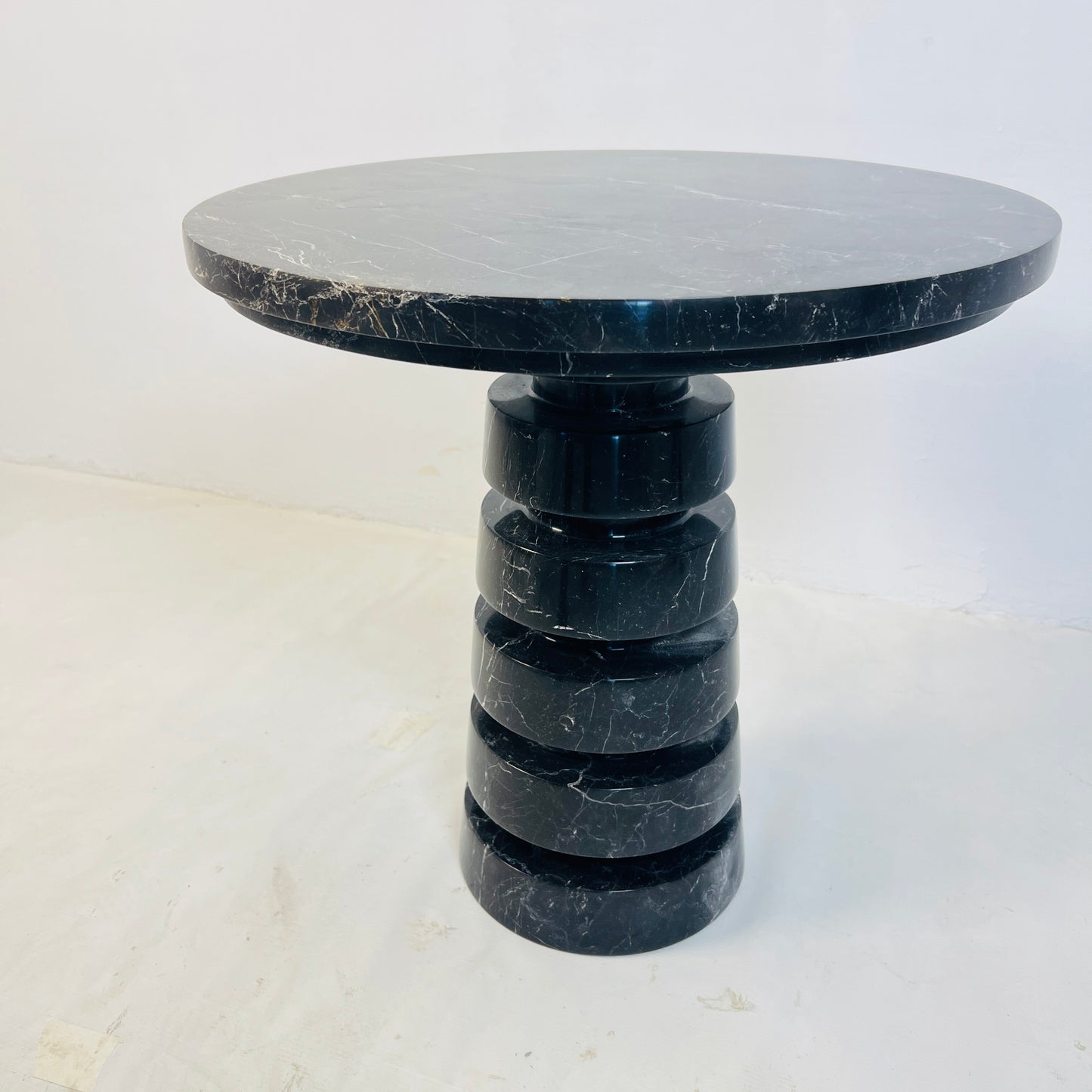 Noir Marble Table - Black & Blue