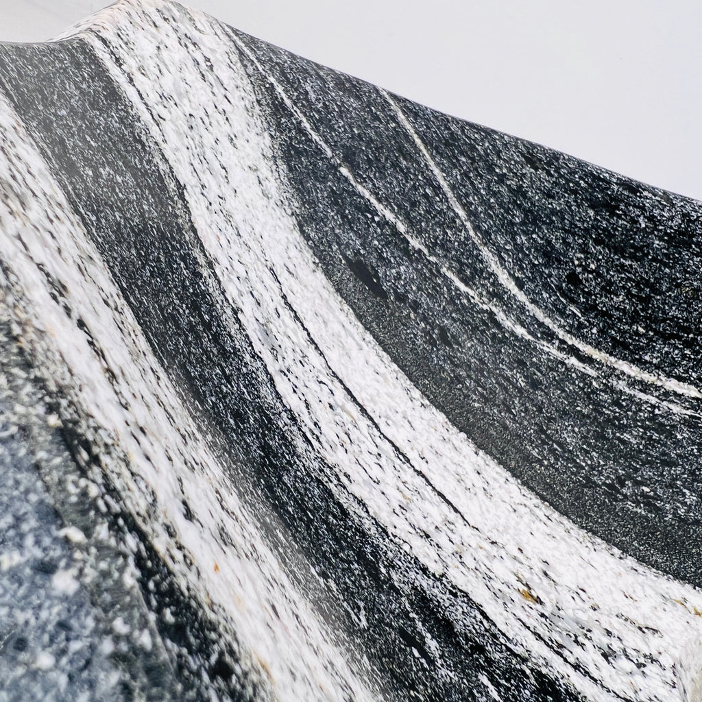 Zebra Striped River Stone Sink