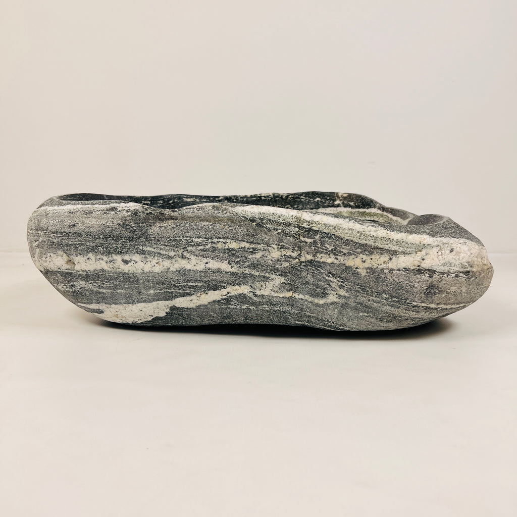 Zebra Swirled River Stone Sink