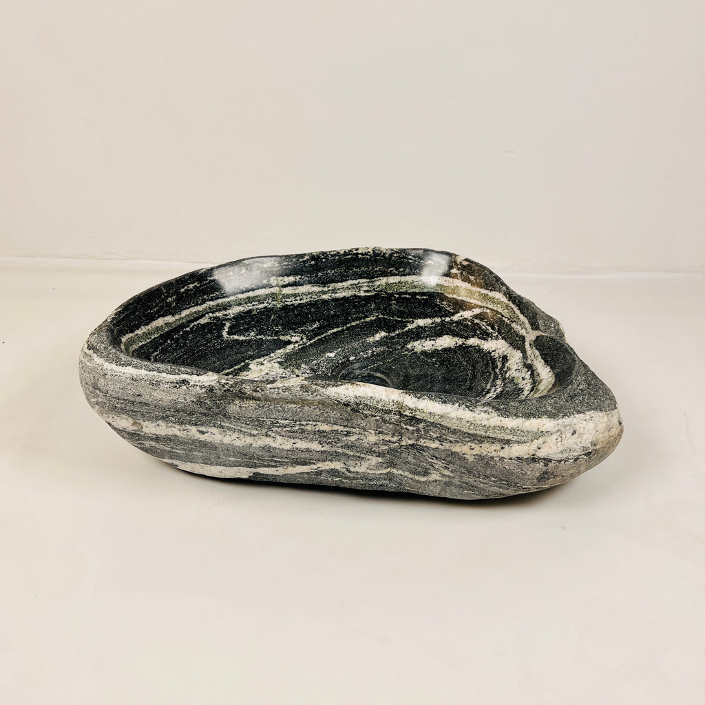 Zebra Swirled River Stone Sink