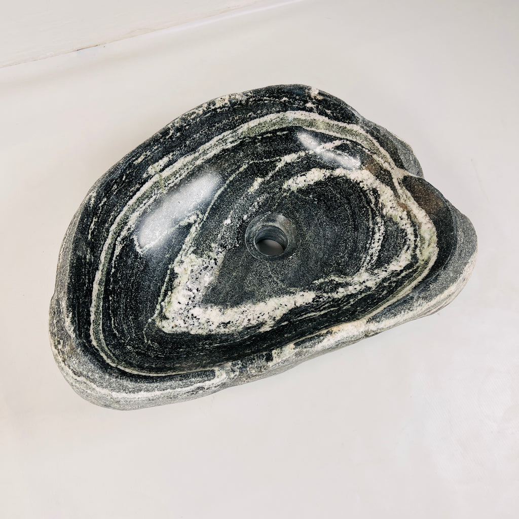 Zebra Swirled River Stone Sink