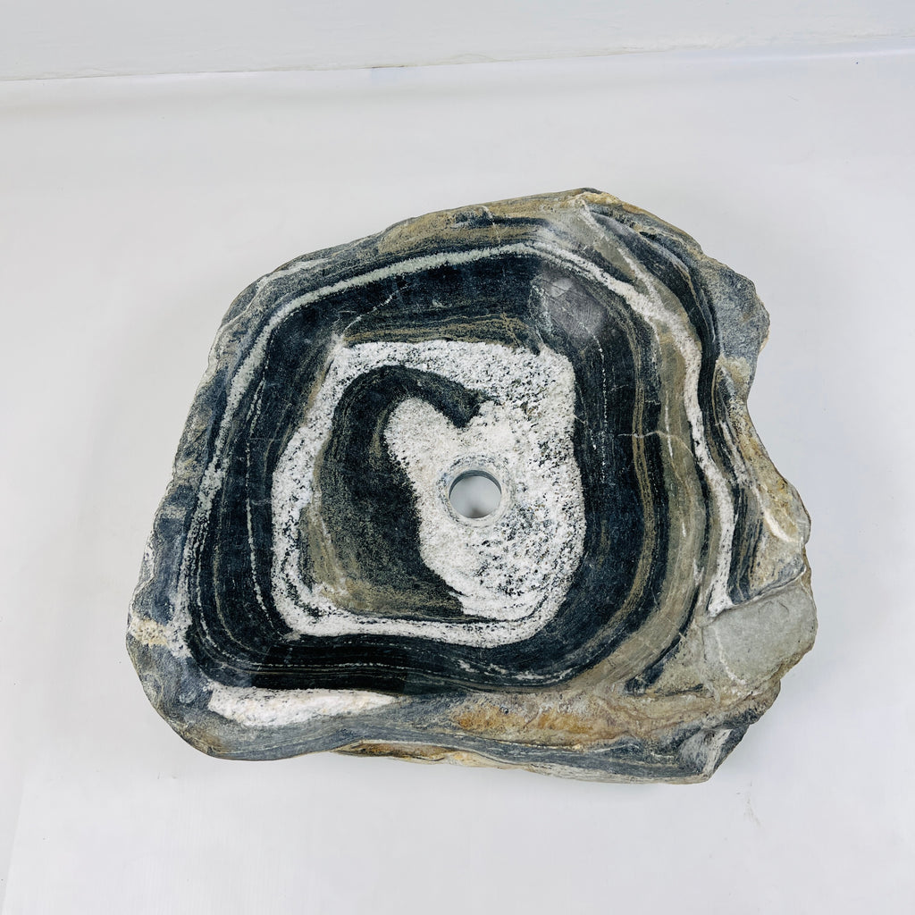 Black And White Rippled River Stone Sink