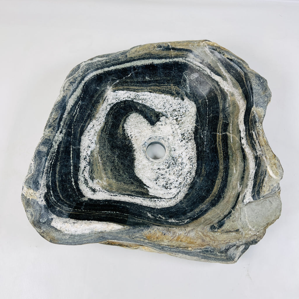 Black And White Rippled River Stone Sink