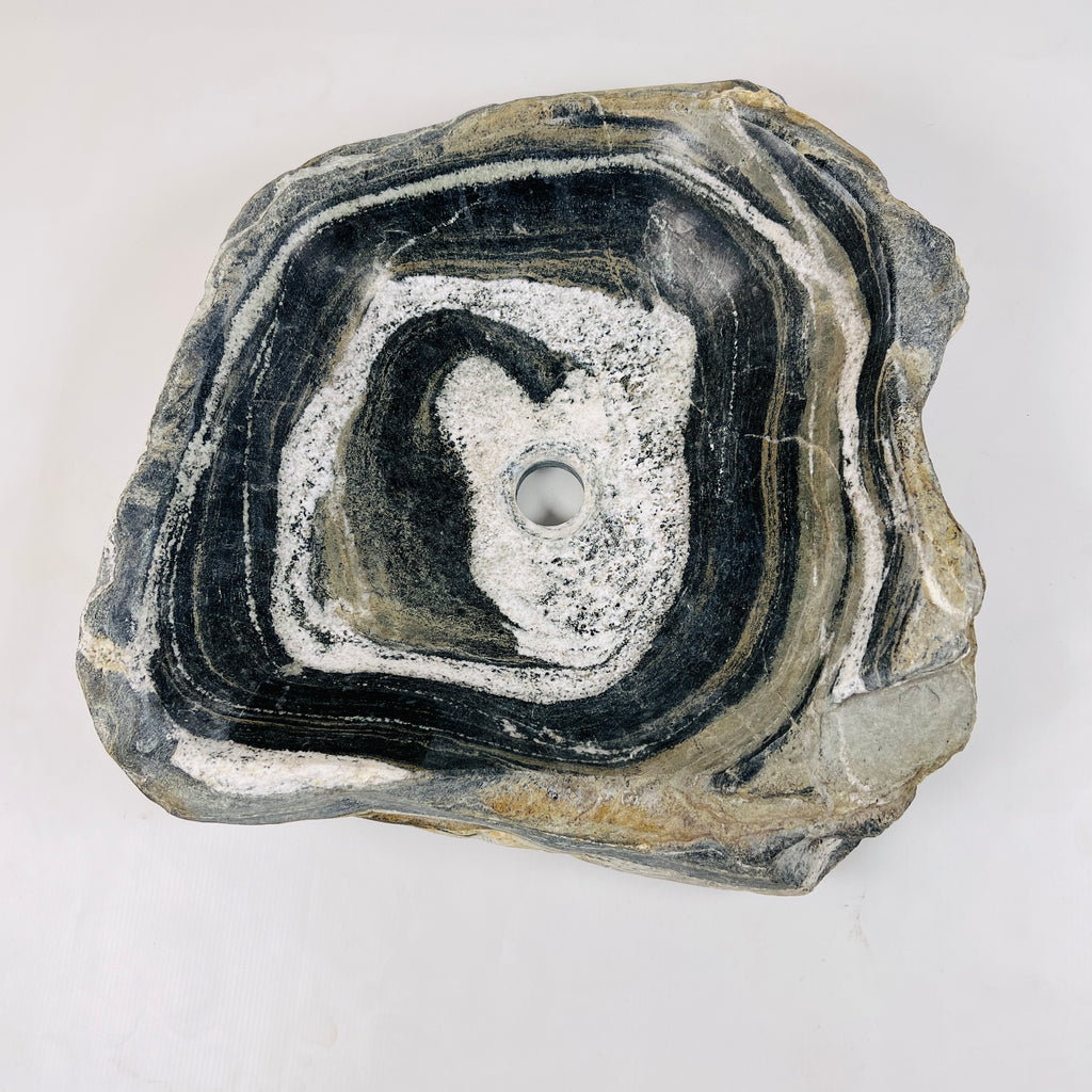 Black And White Rippled River Stone Sink