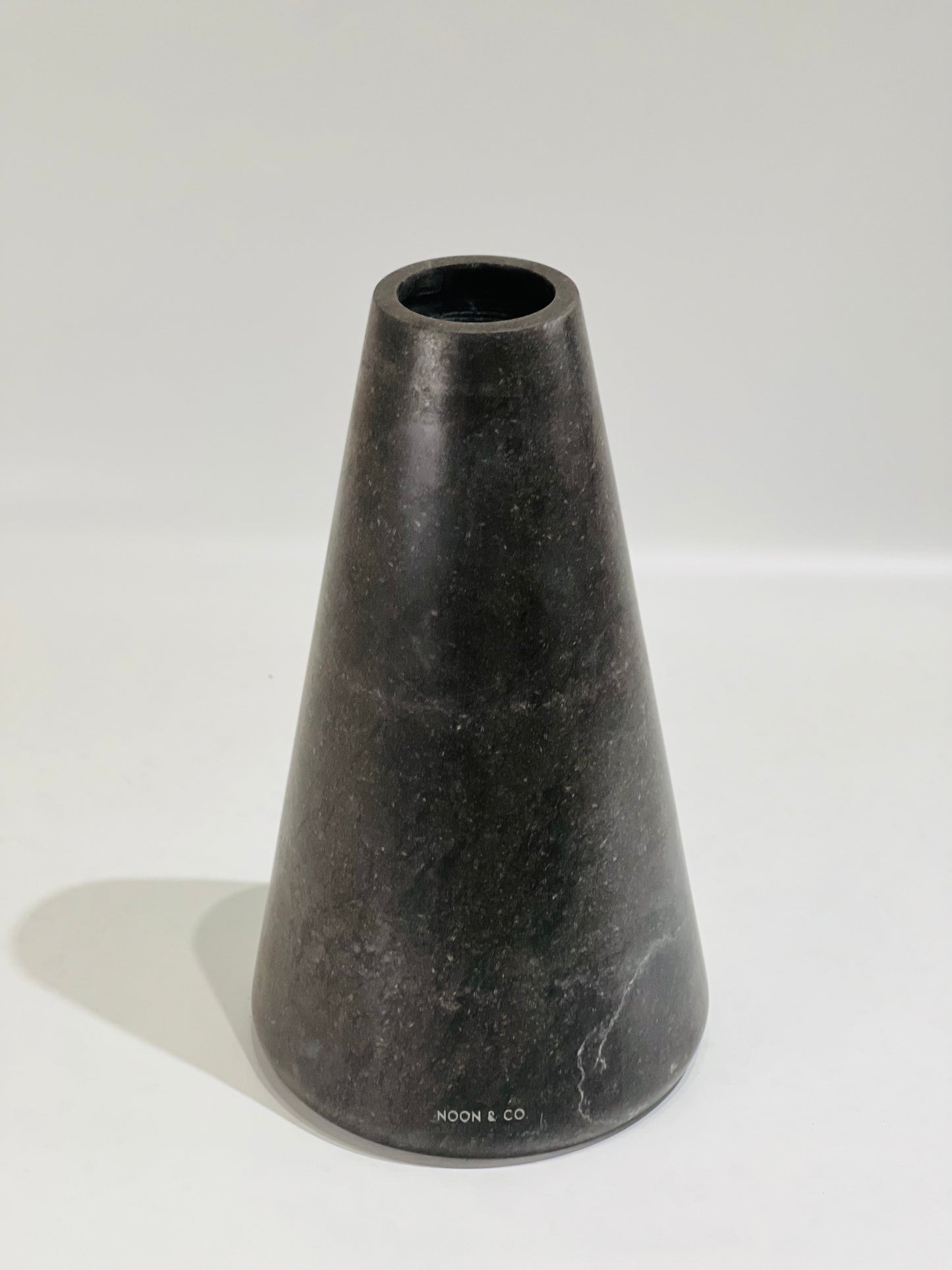 Funnel Vase - Black