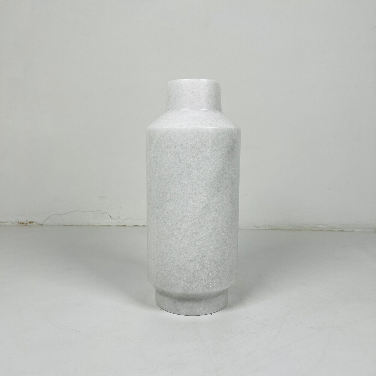 Cylindrical Vase - Gray