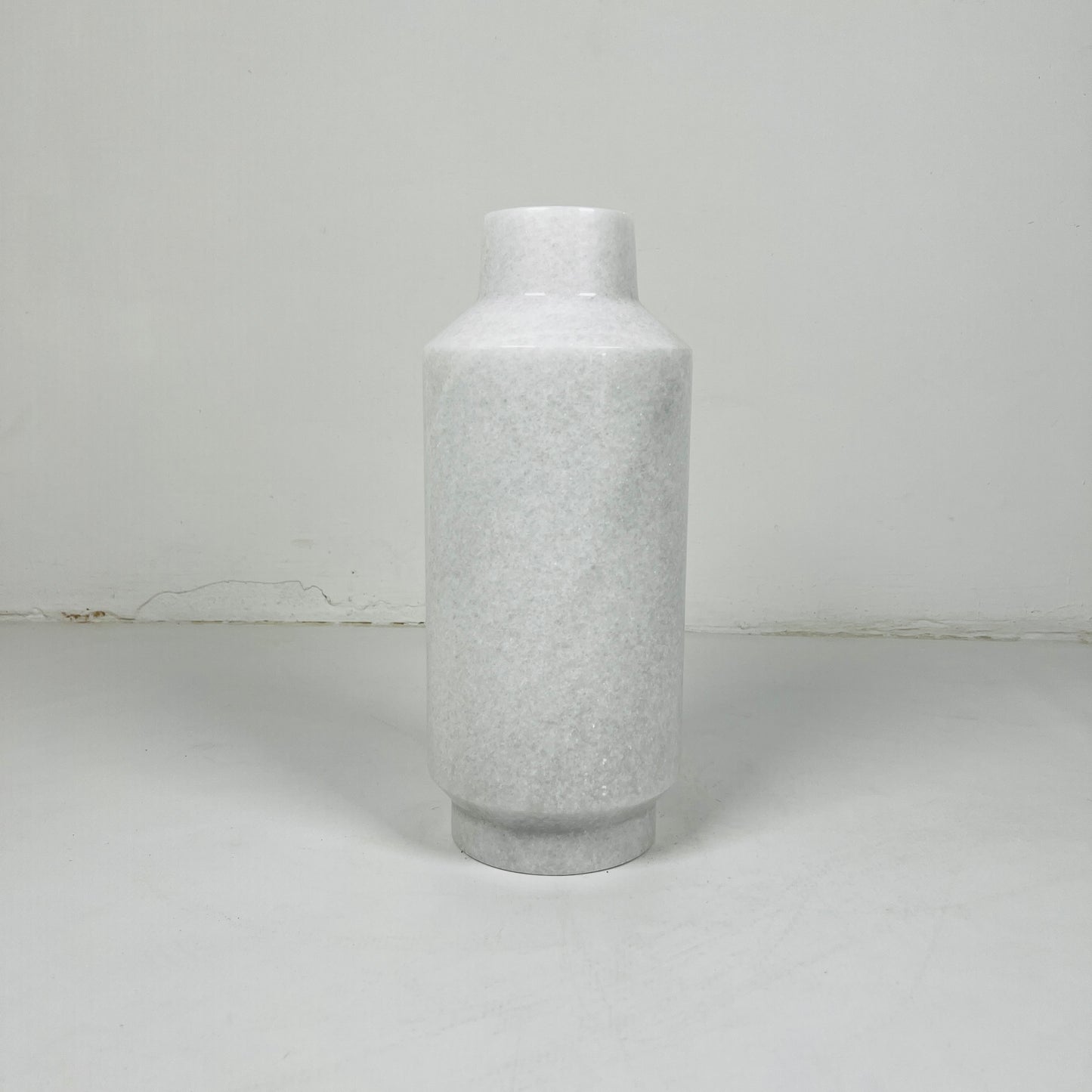 Cylindrical Vase - Gray