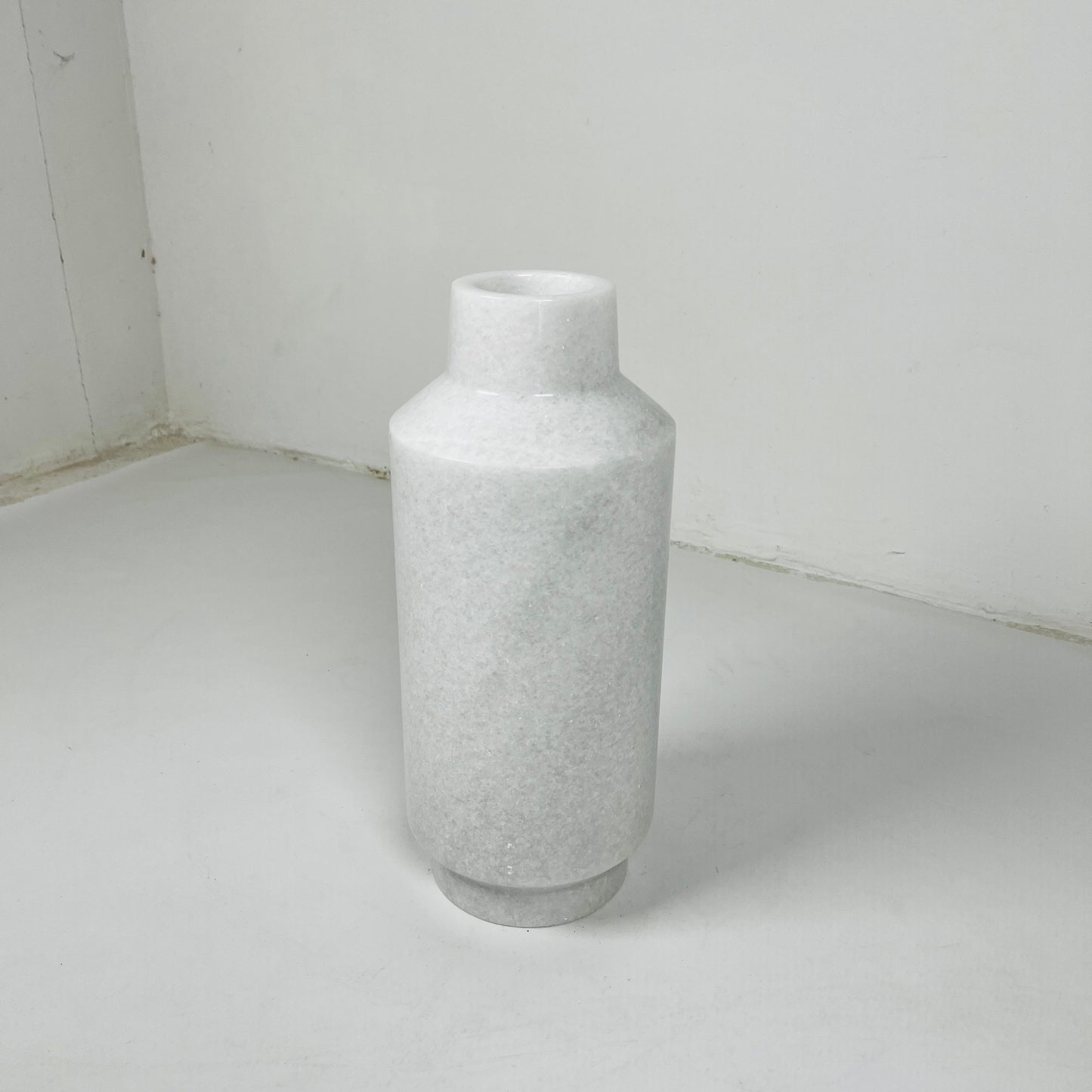 Cylindrical Vase - Gray