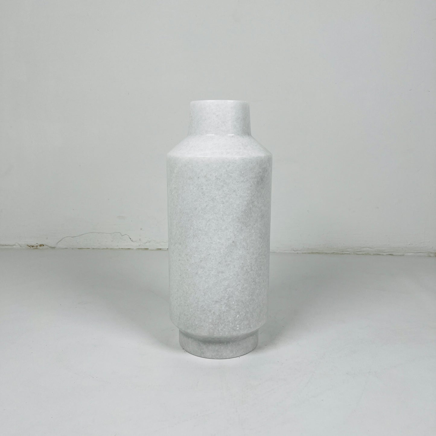 Cylindrical Vase - Gray