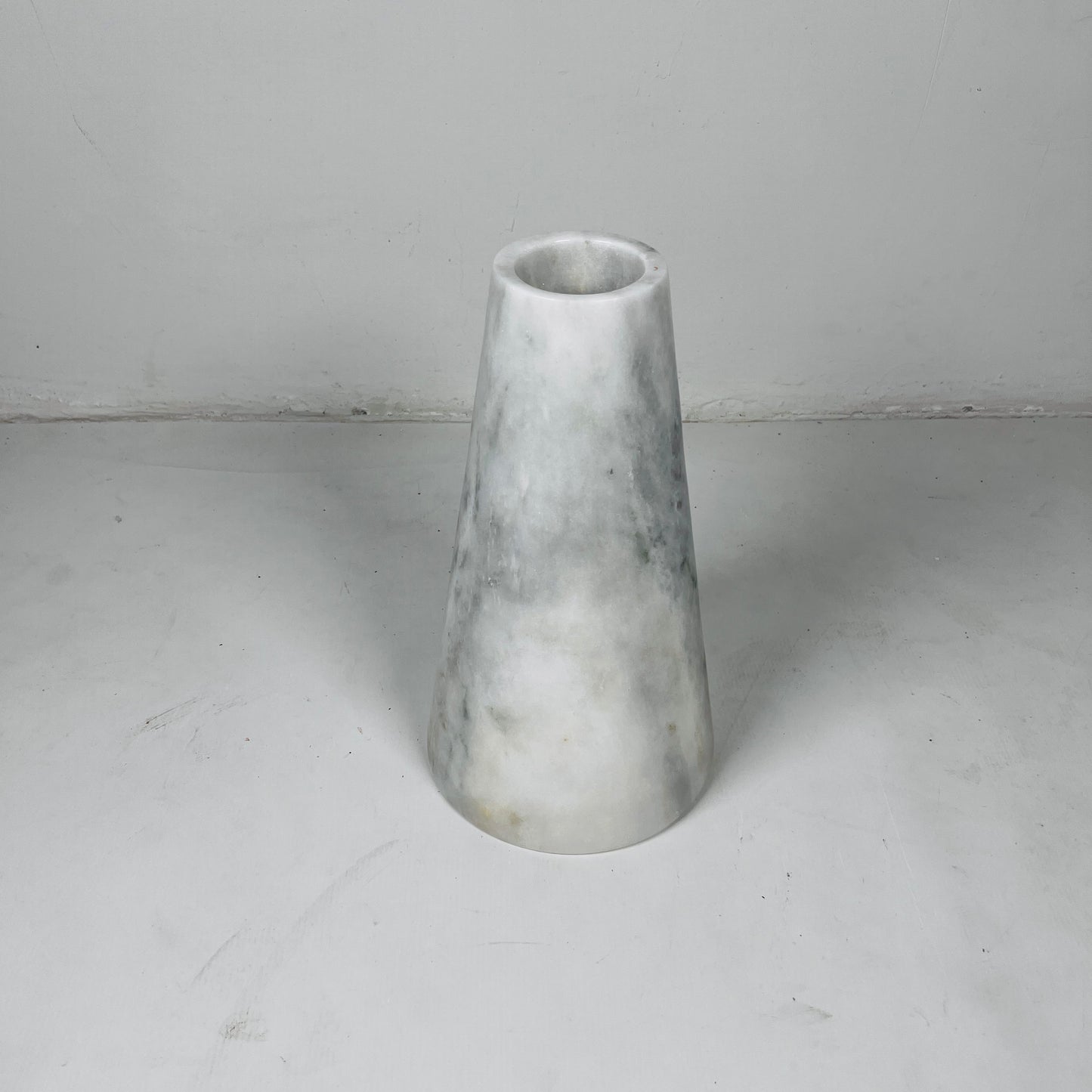 Funnel Vase - Gray