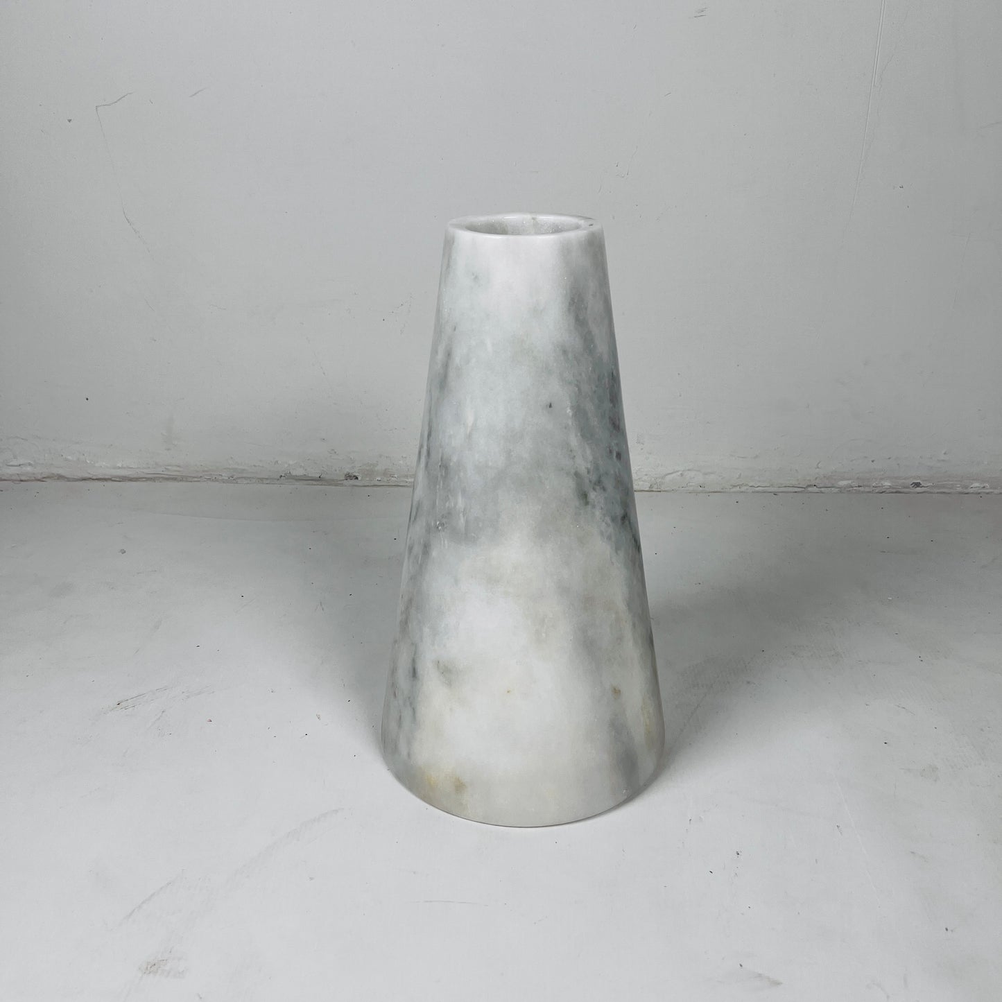 Funnel Vase - Gray