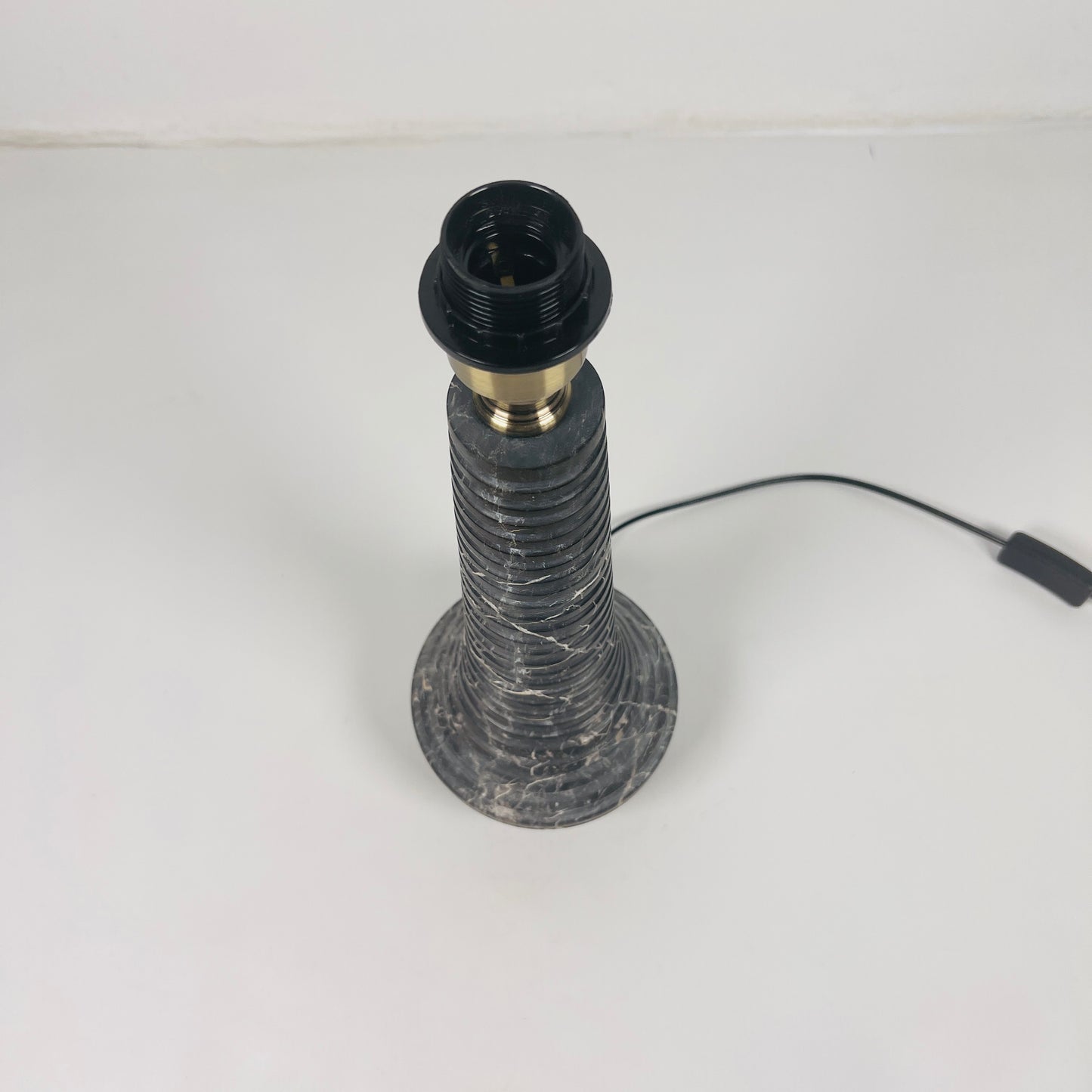 Bulged Striated Lamp - Black