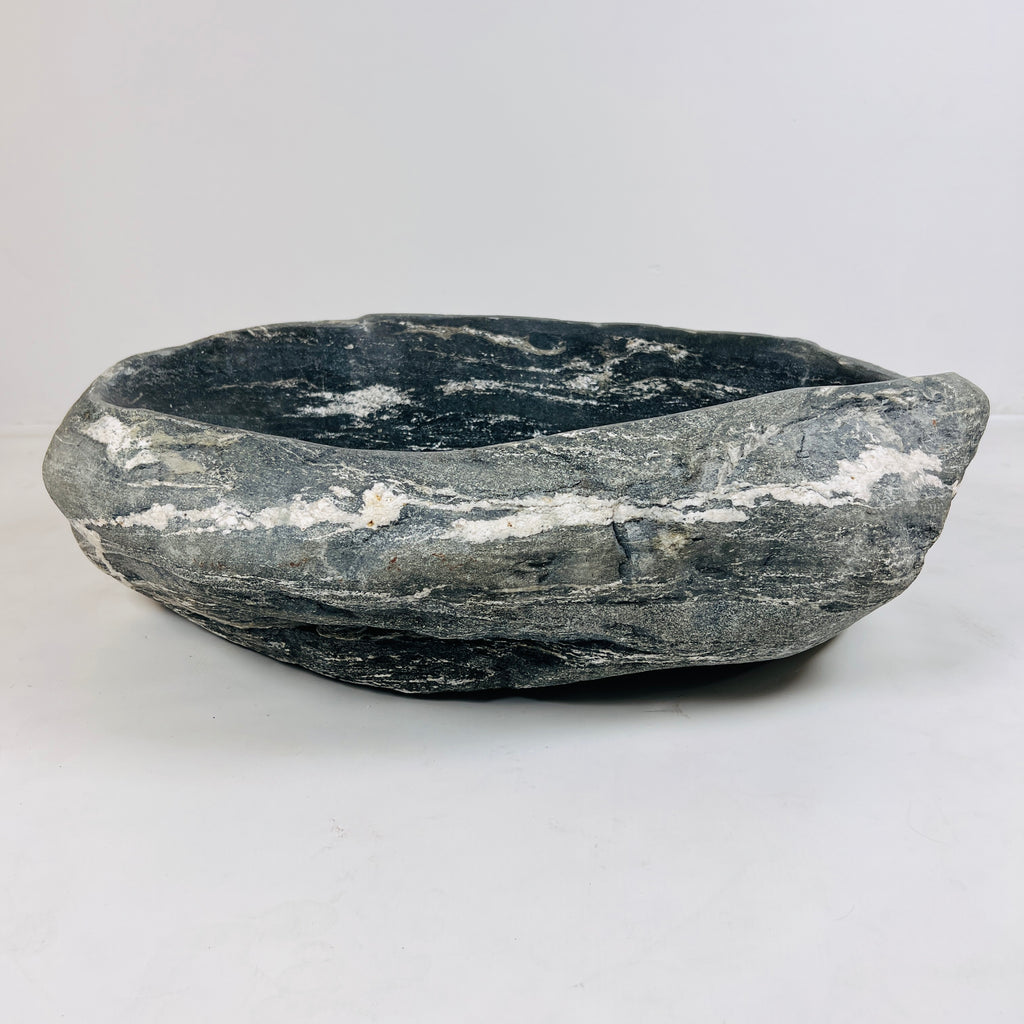 Deep White Rippled River Stone Sink