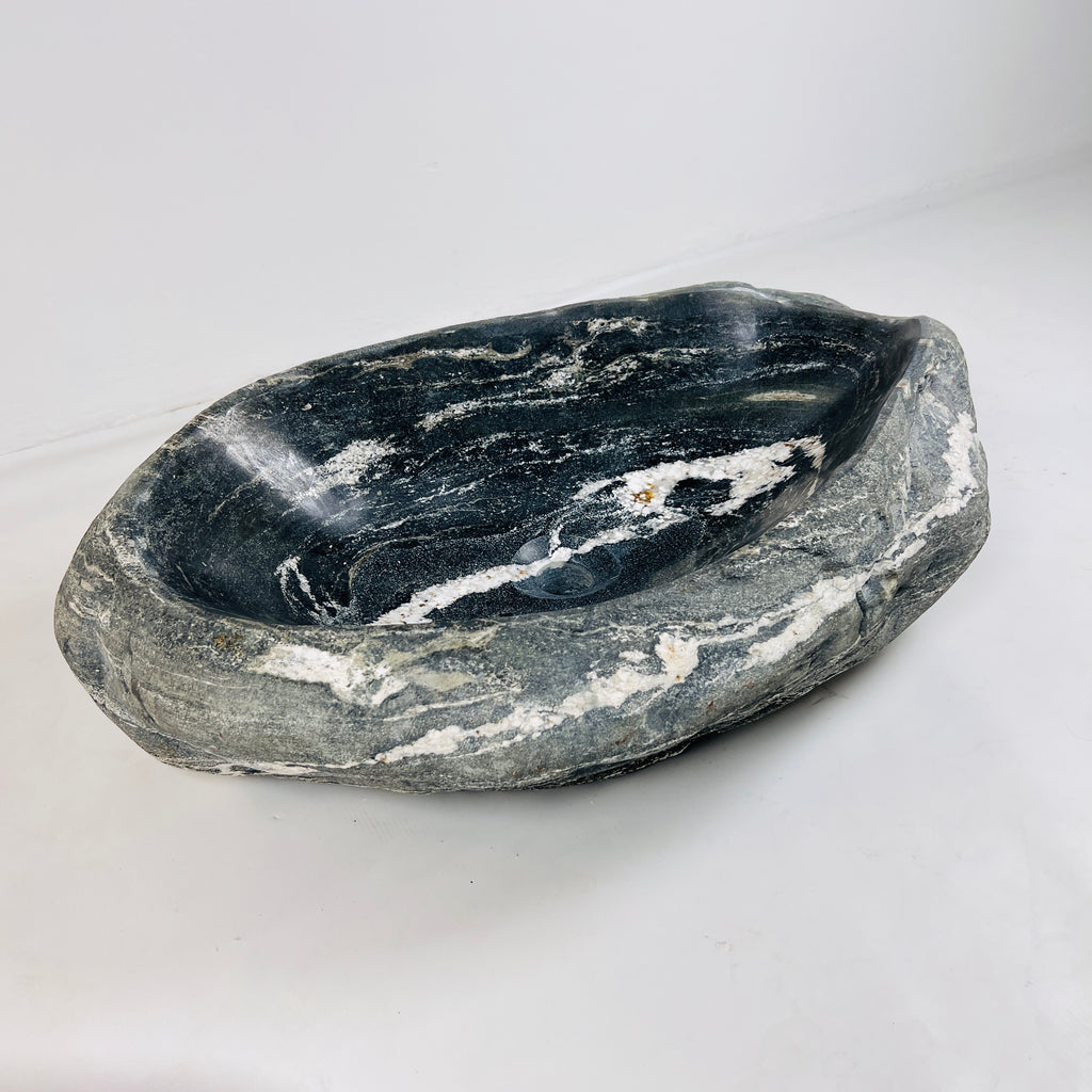 Deep White Rippled River Stone Sink