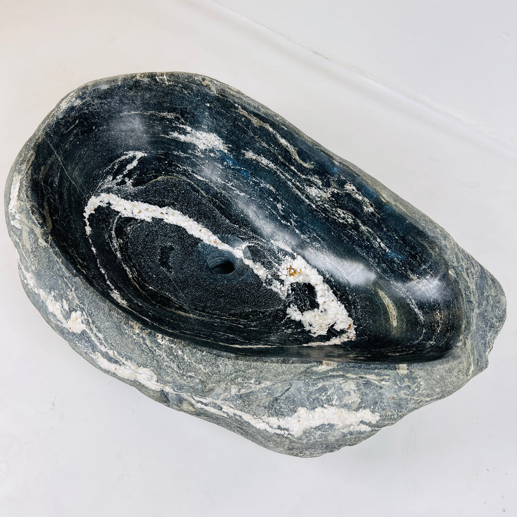 Deep White Rippled River Stone Sink