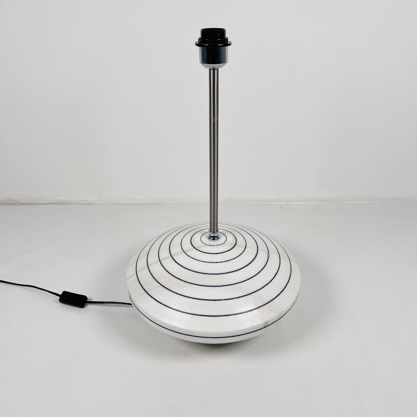 Resort Table Lamp - Pinstripe