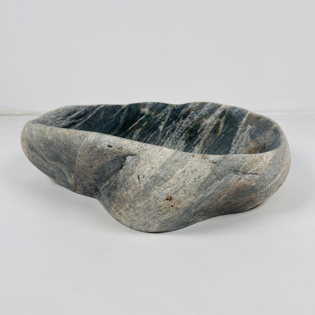 Black Streaked River Stone Sink