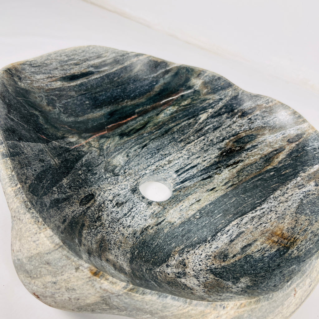 Black Streaked River Stone Sink