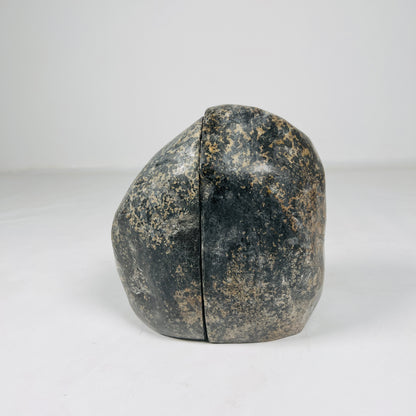 Riverstone Bookend - Black