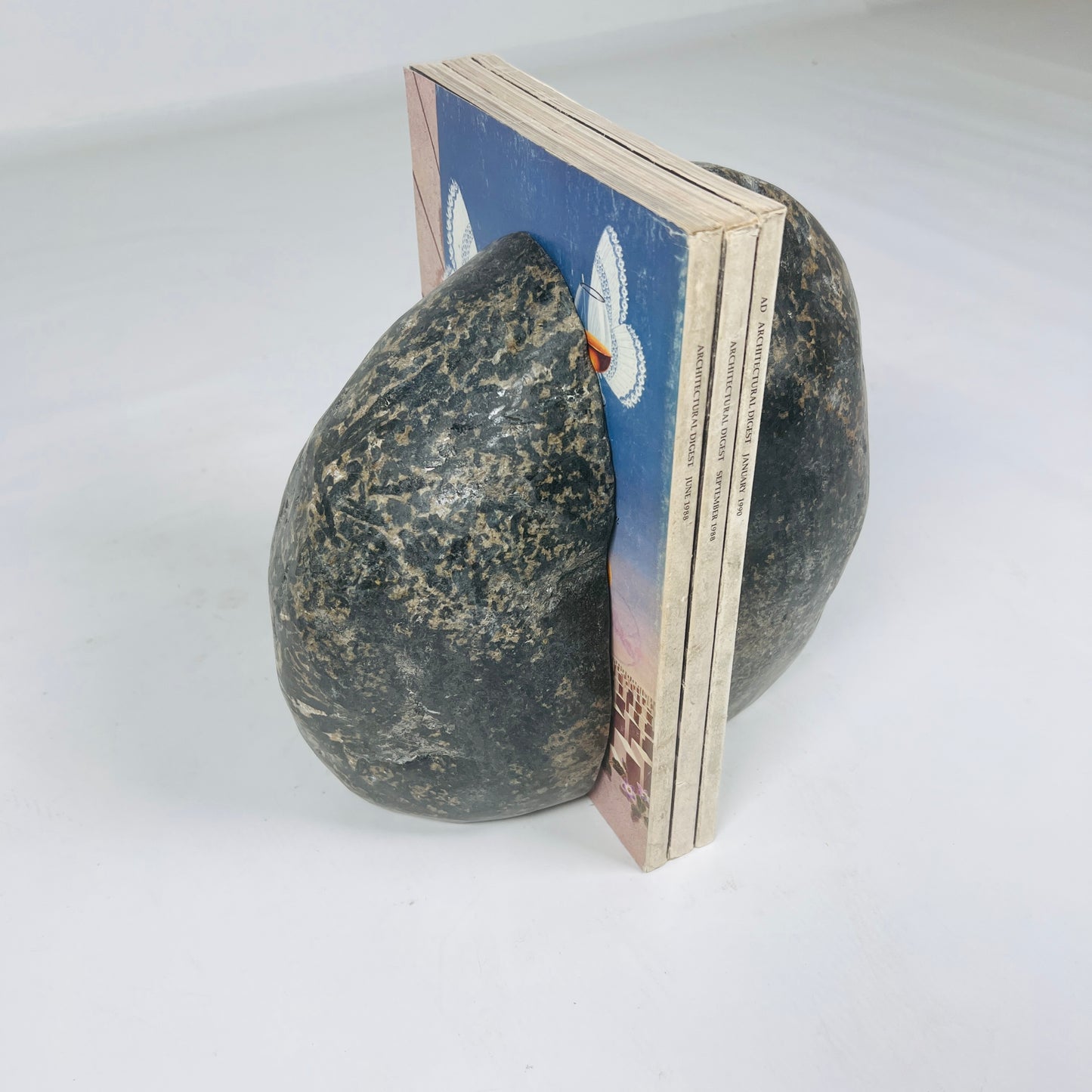 Riverstone Bookend - Black
