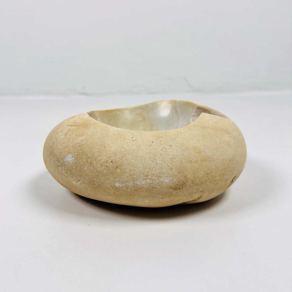 River Stone Eggshell Swirled Ash Tray