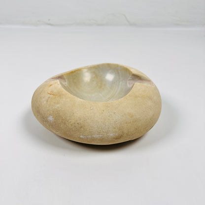 Eggshell Swirled Ash Tray - River Stone
