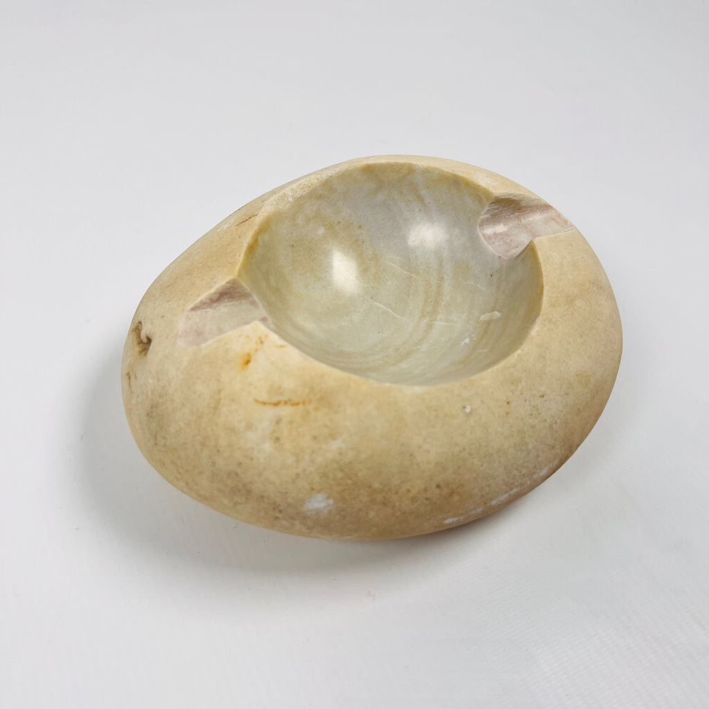 River Stone Eggshell Swirled Ash Tray