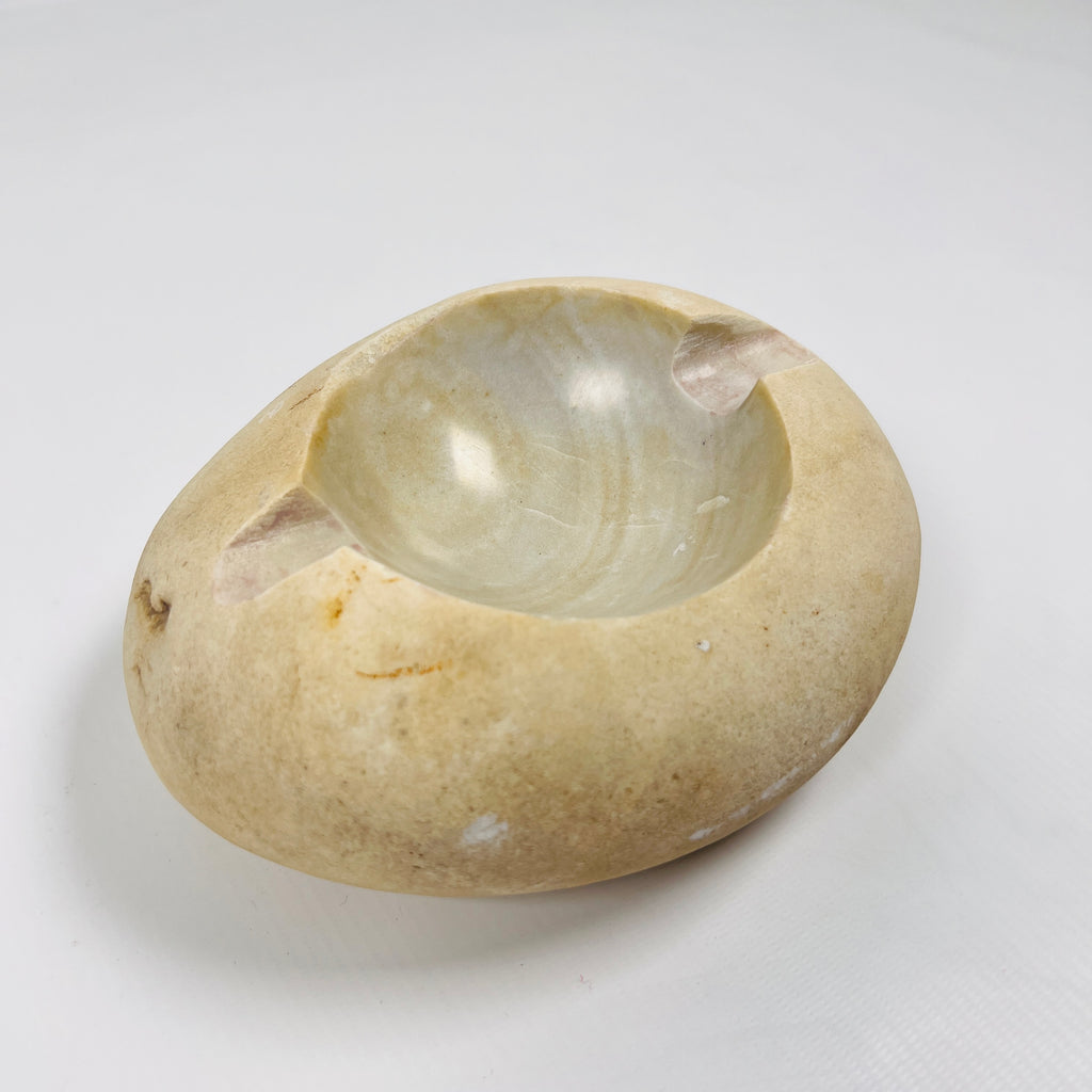 River Stone Eggshell Swirled Ash Tray