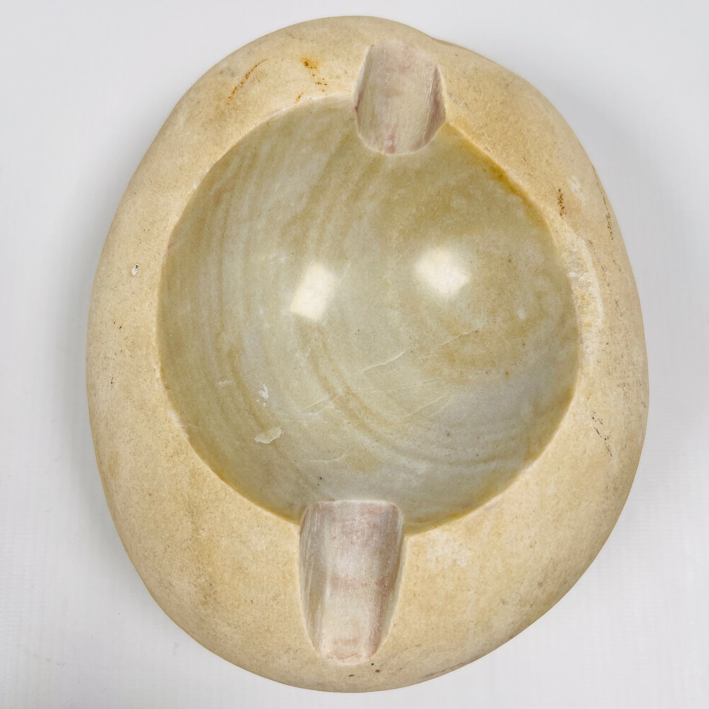 Eggshell Swirled Ash Tray - River Stone