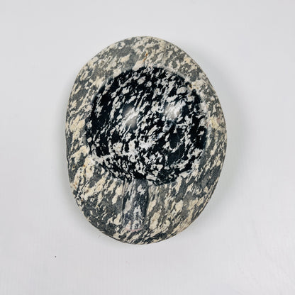 Black & White Speckled Ash Tray - Riverstone