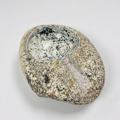 Grain Spotted Ash Tray - River Stone