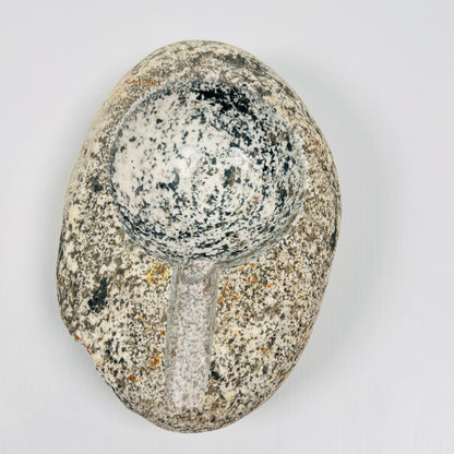 Grain Spotted Ash Tray - River Stone