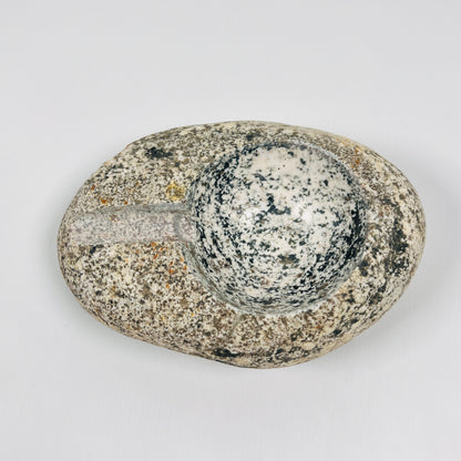Grain Spotted Ash Tray - River Stone