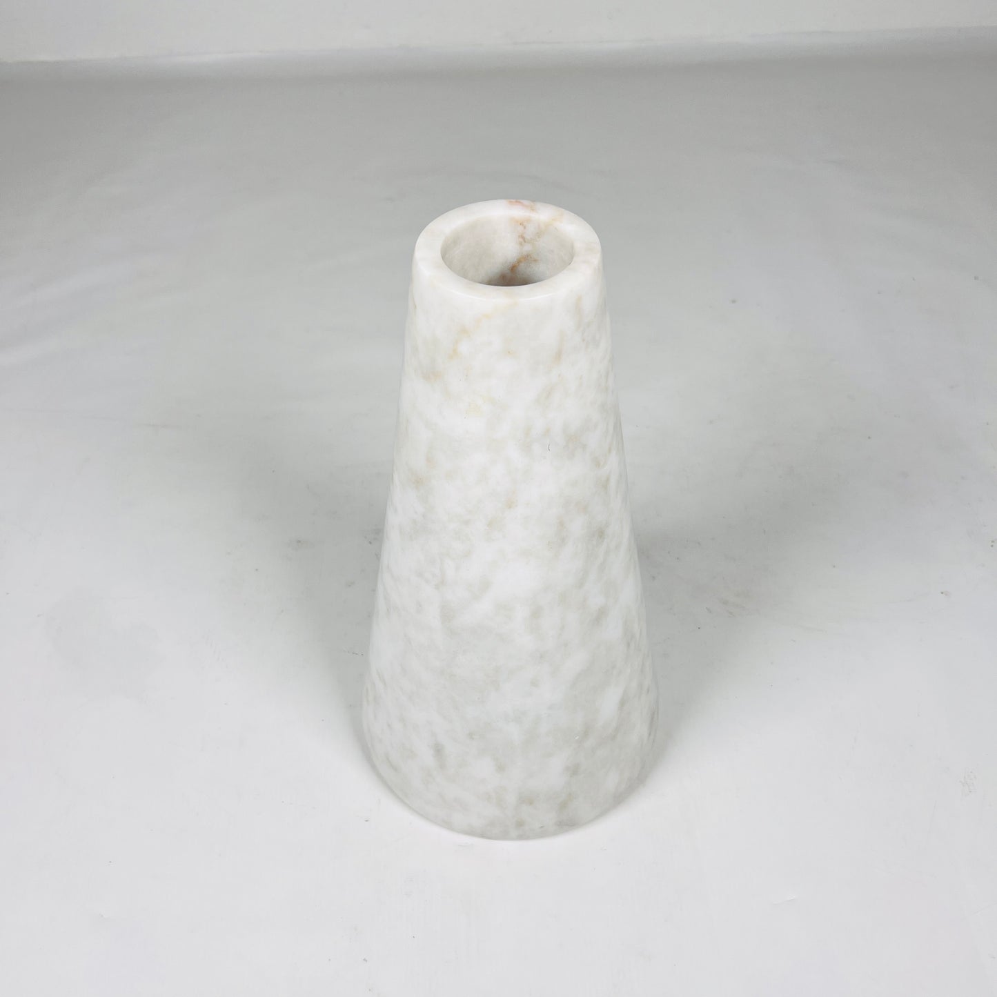 Funnel Vase - Cheetah White