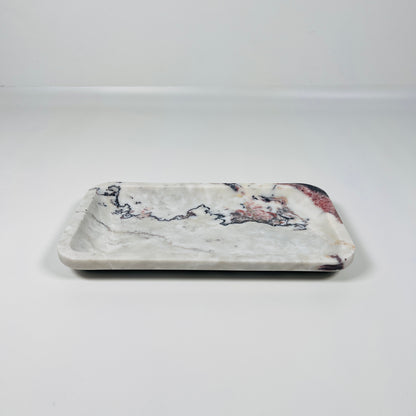 Refined Ridge Tray