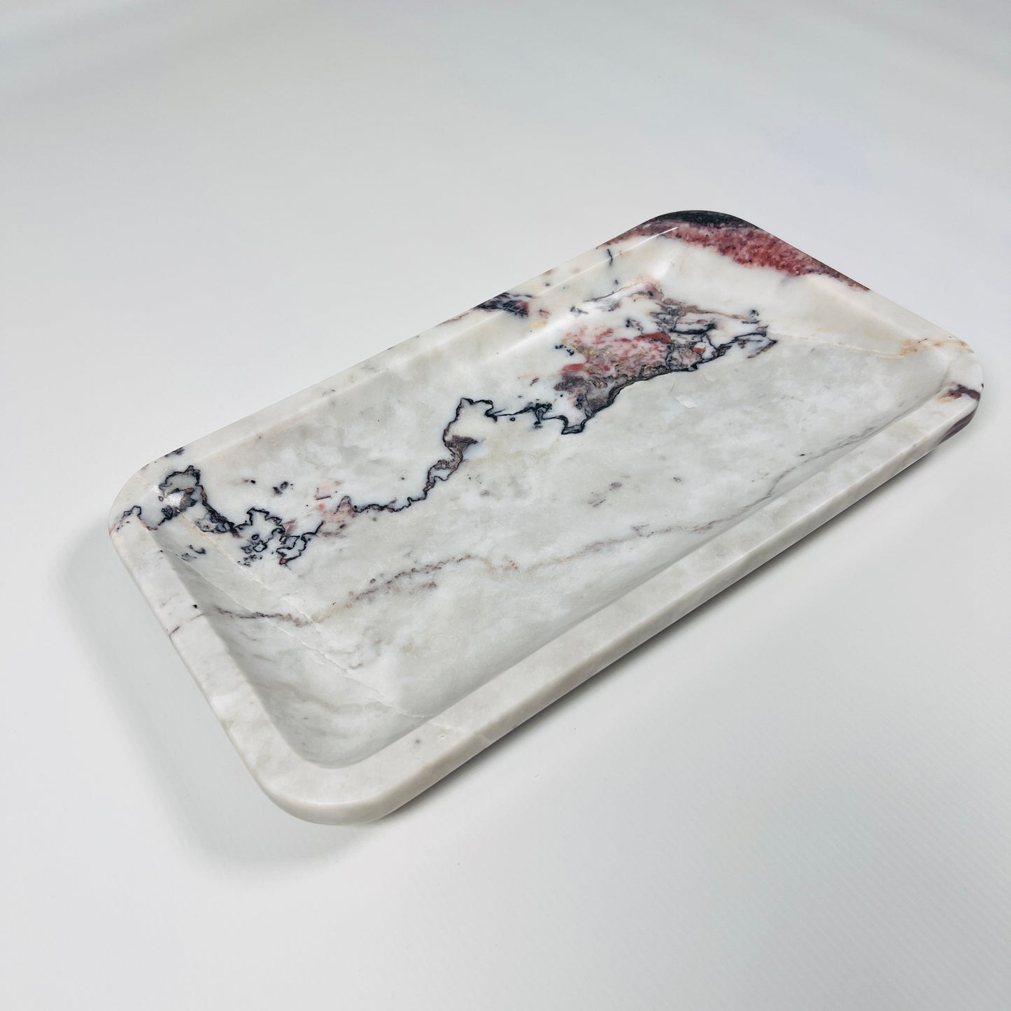 Refined Ridge Tray