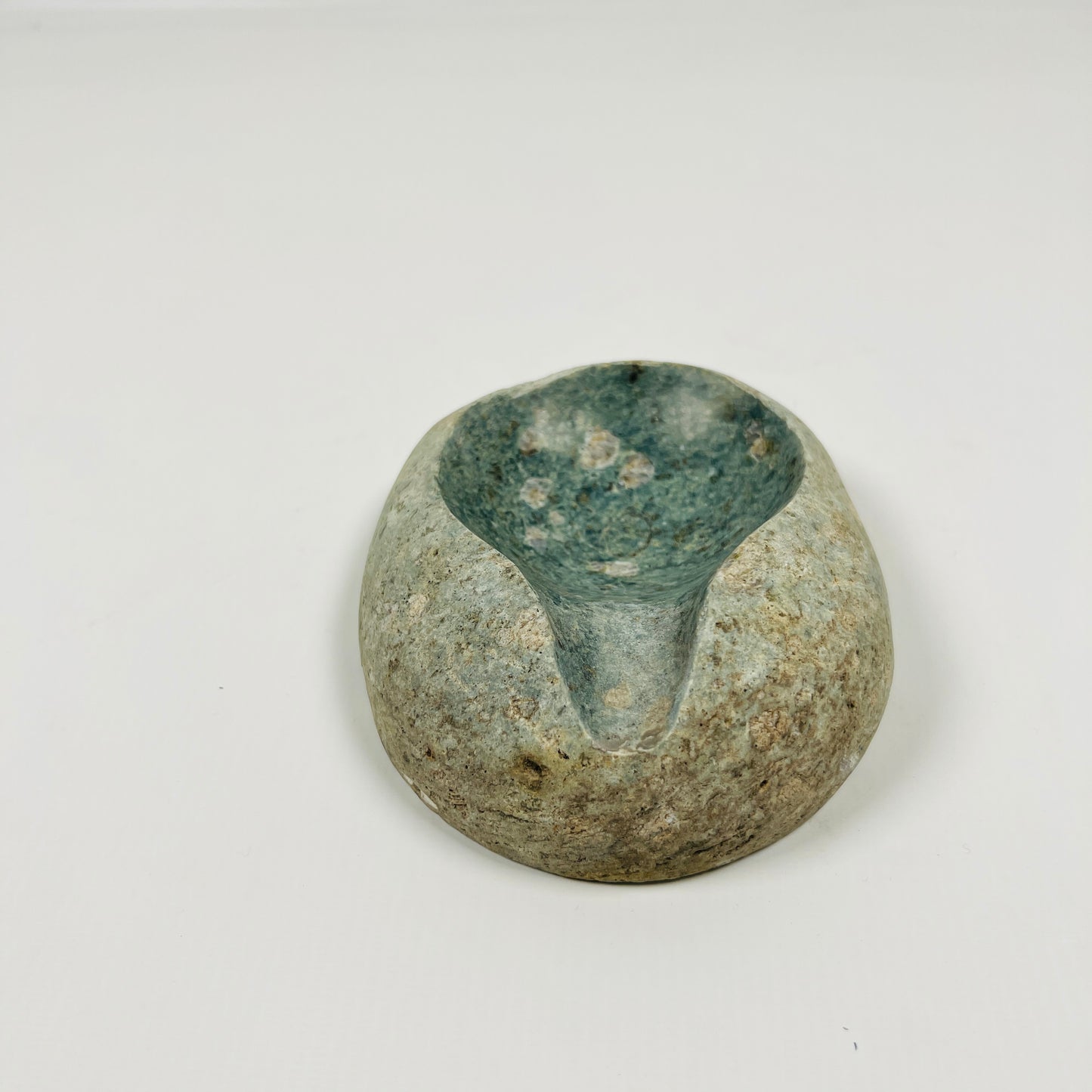 Emerald Green Tainted Ash Tray - River Stone