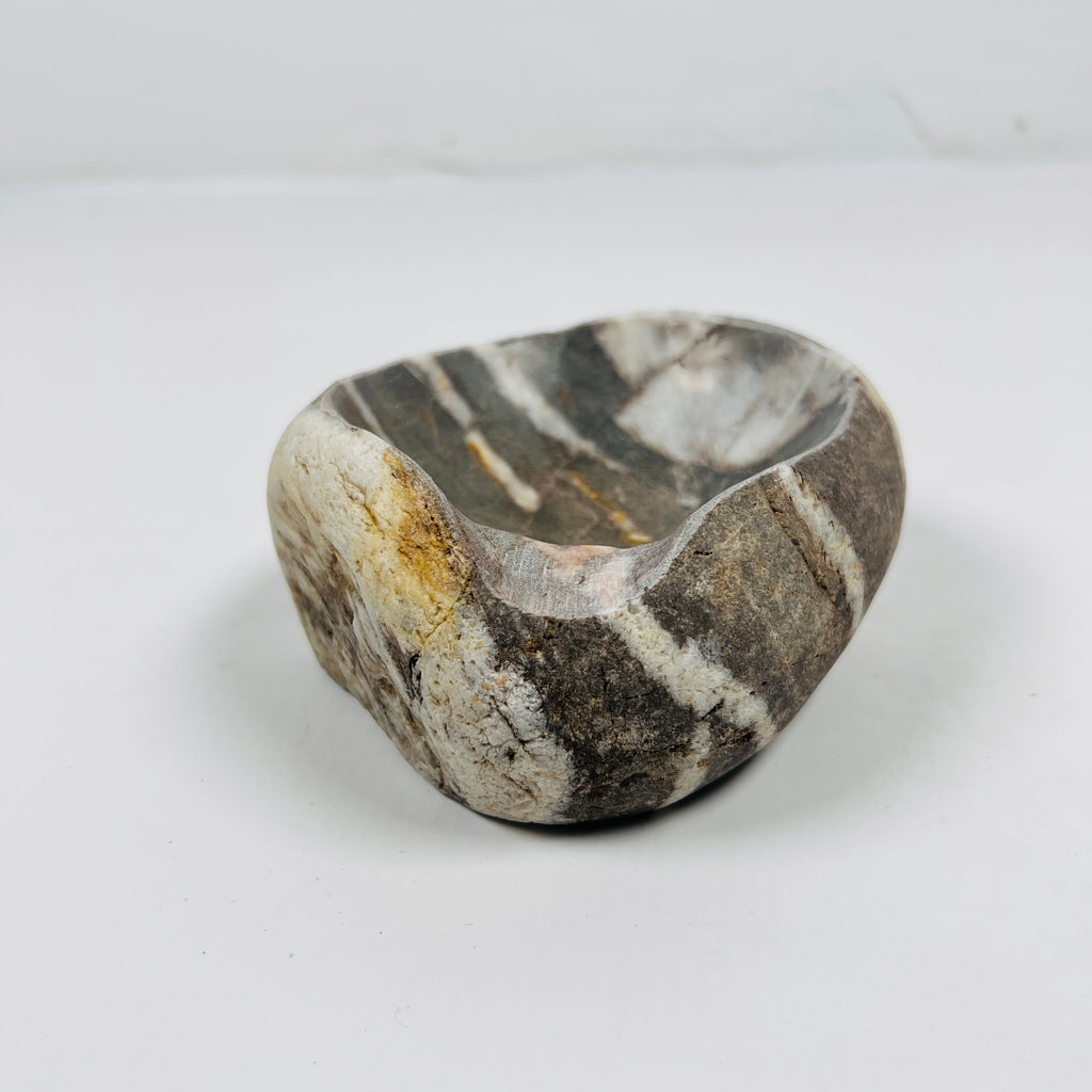 River Stone Grey White Striped Ash Tray