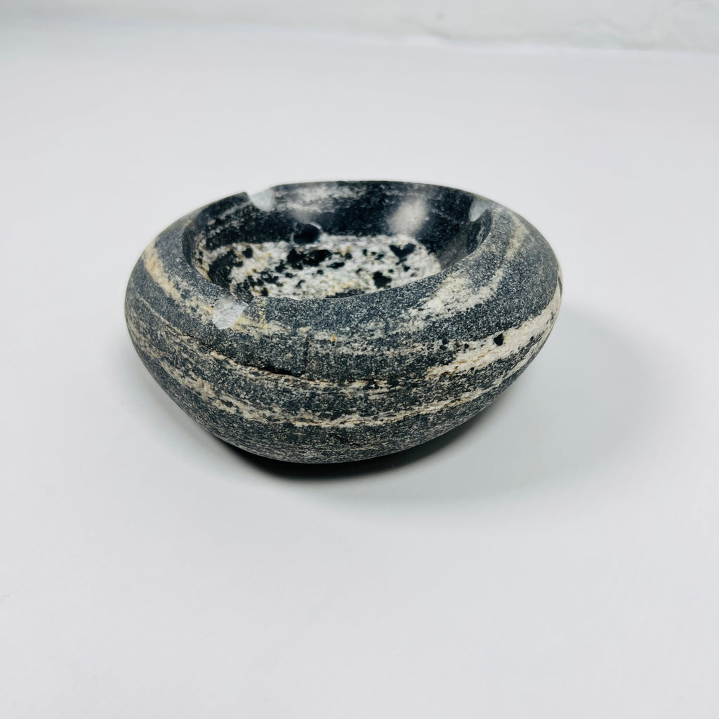 River Stone Zebra Swirls Ash Tray