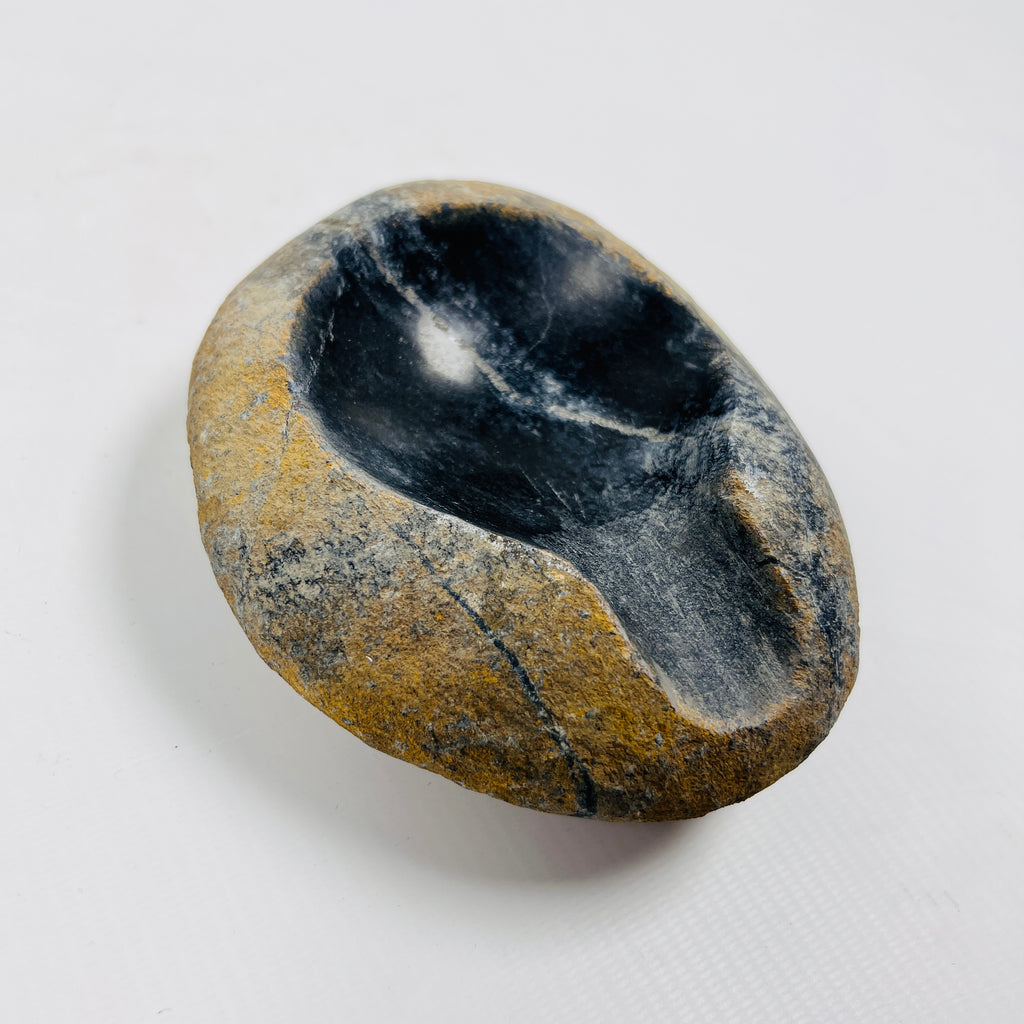 River Stone Midnight Streaked Ash Tray