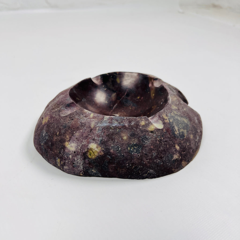 River Stone Burgundy Ash Tray