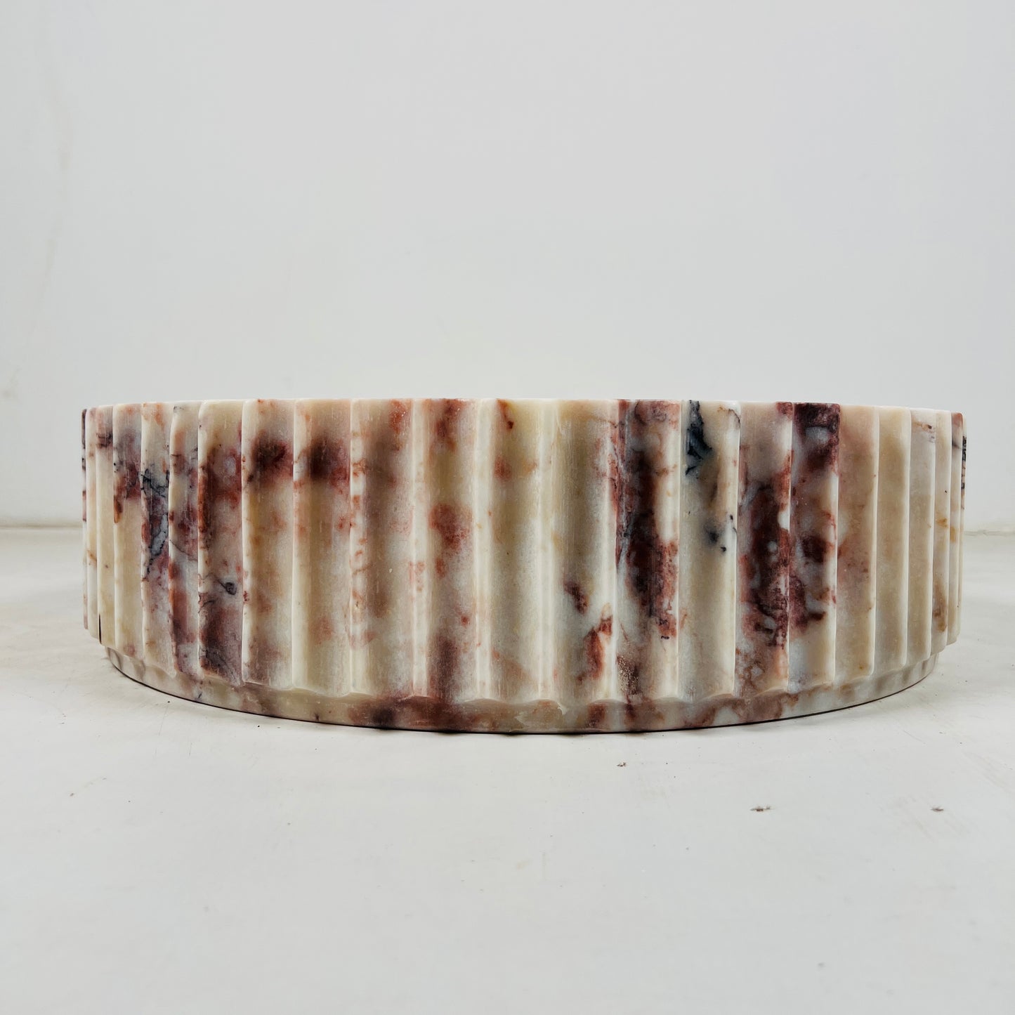 Fluted Sink - Red & White