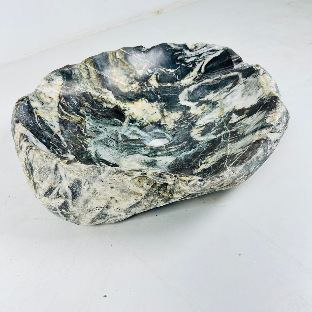 Multi-Color River Stone Sink