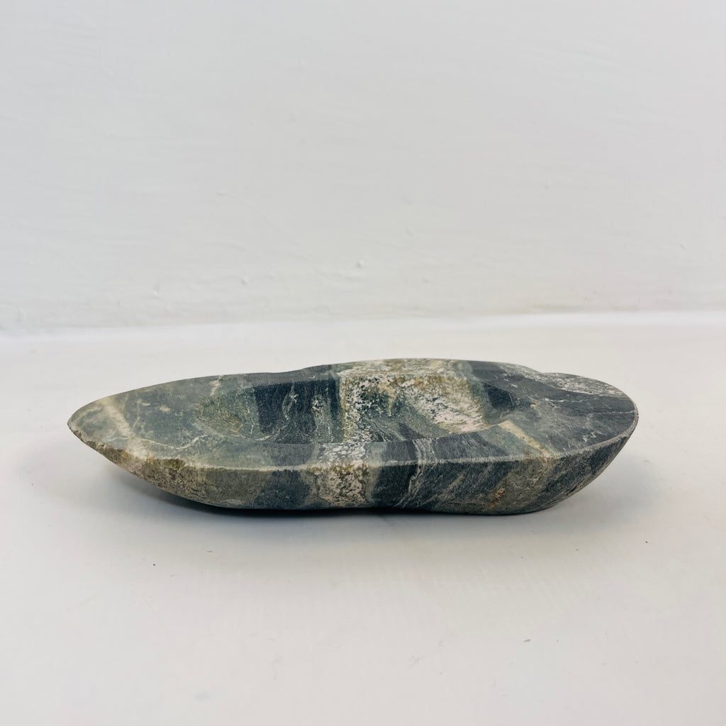 River Stone Tidal Wave Soap Dish