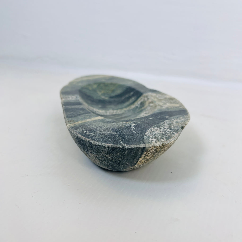 River Stone Tidal Wave Soap Dish