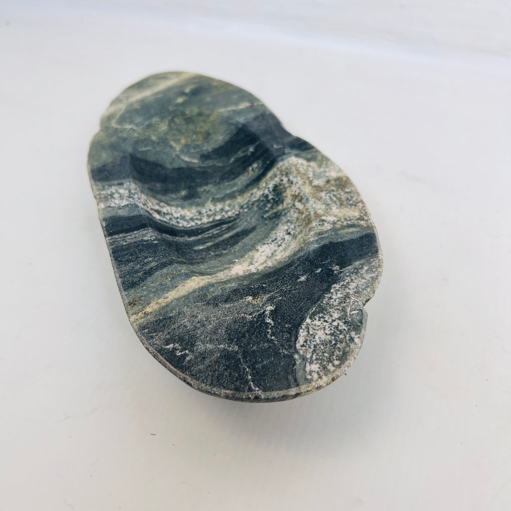 River Stone Tidal Wave Soap Dish