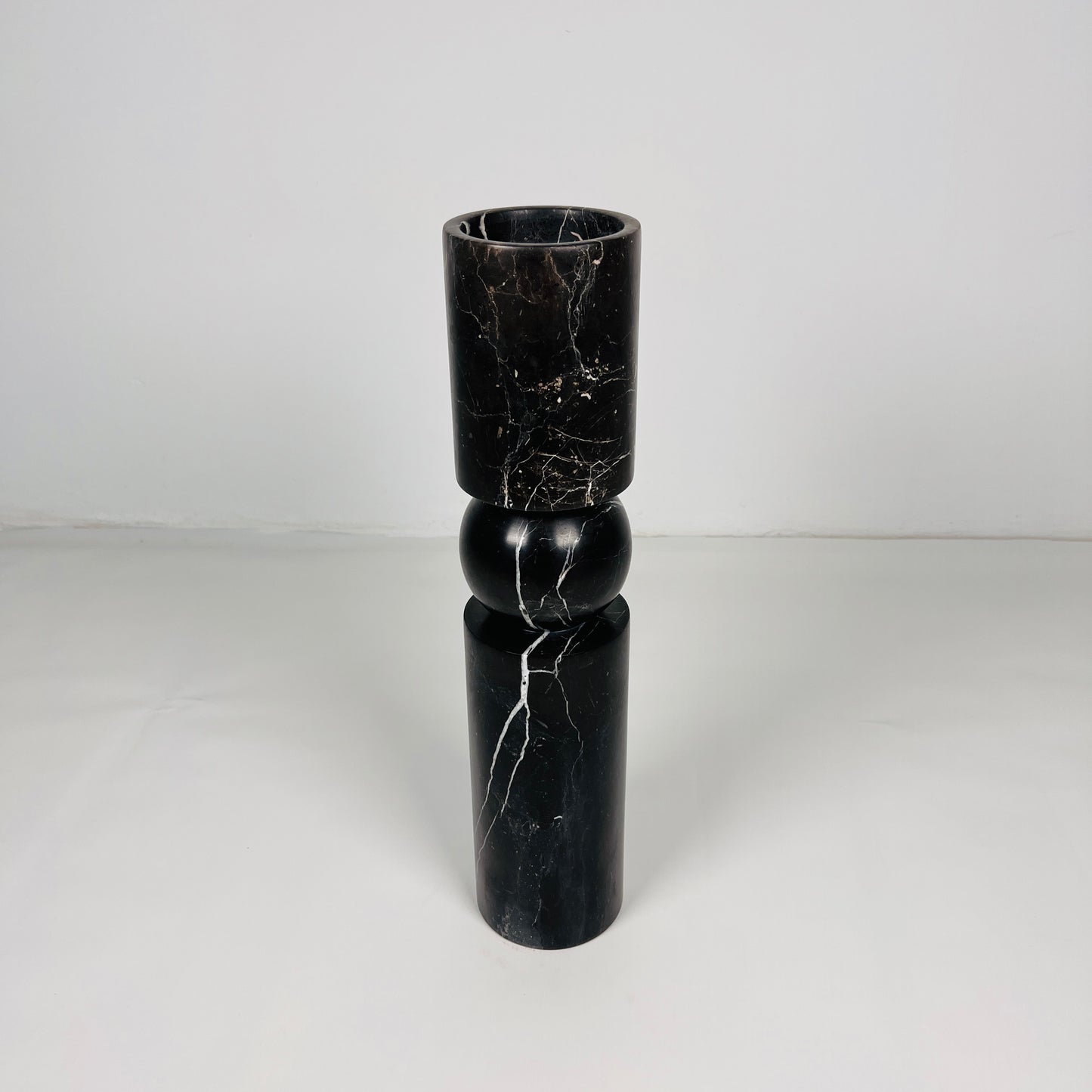 Sphere Link Candle Stand - Medium