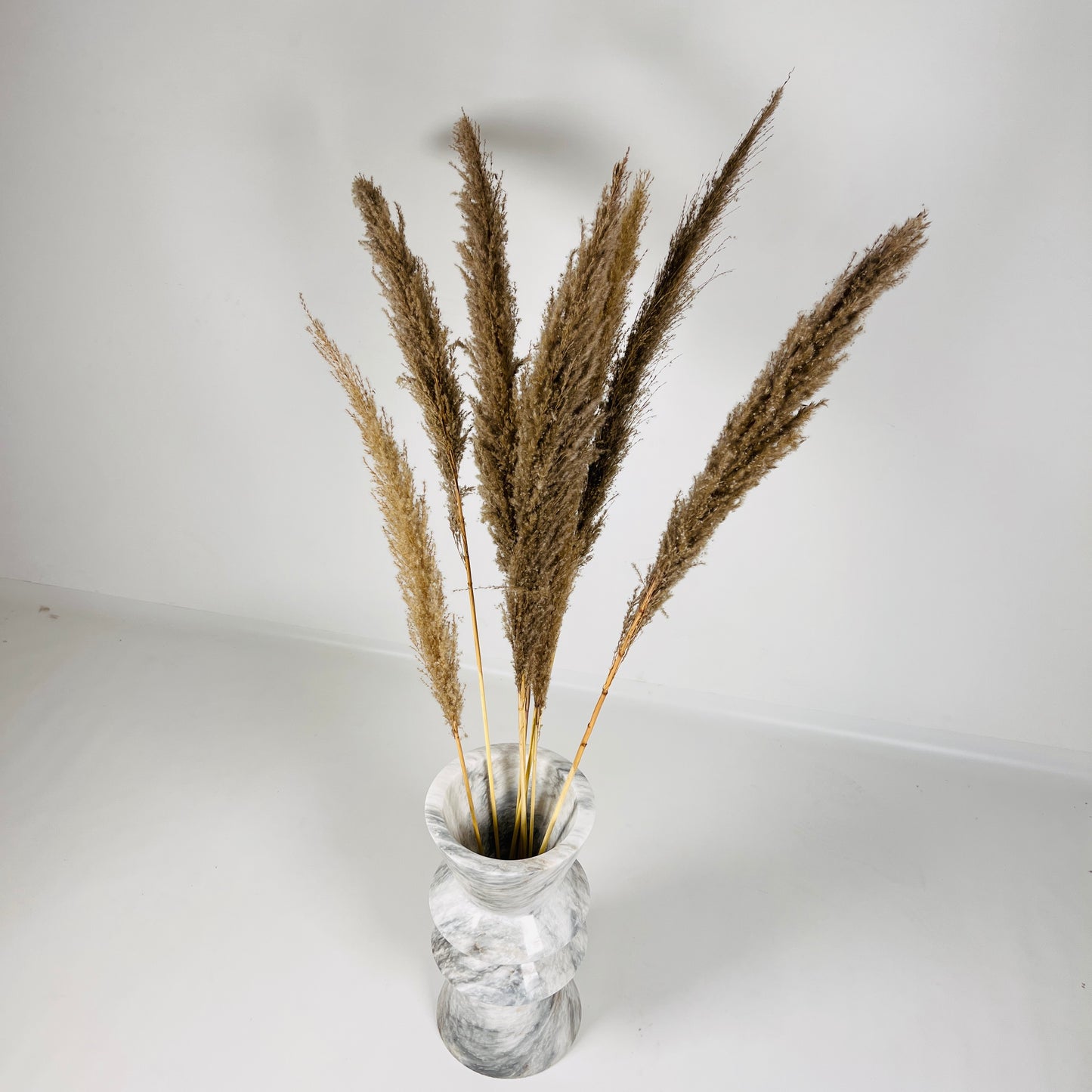 Pristine Vase - Gray