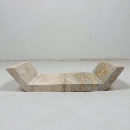Curved Tray