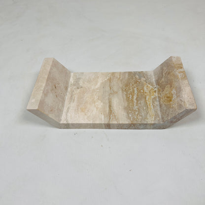 Curved Tray